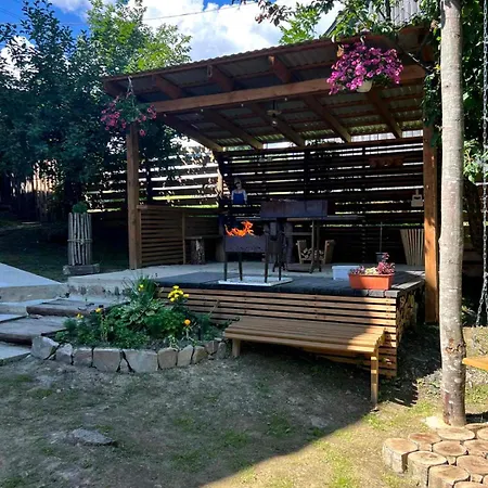 Svyat House Ferienhaus Khashchovanoye