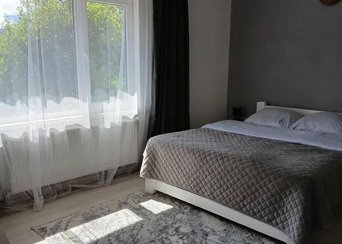 Nyaraló Svyat House Hascsovanya